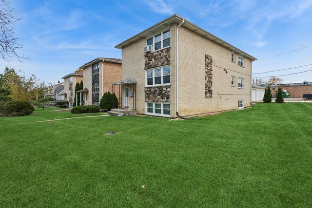 55 W ANN Street B, Lombard, IL 60148