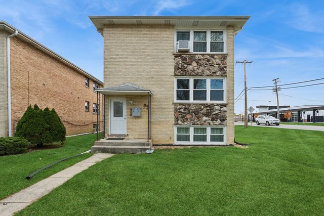 55 W ANN Street B, Lombard, IL 60148