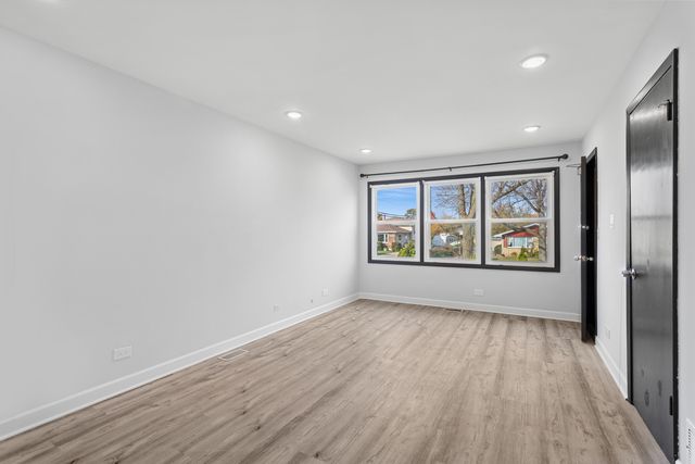 55 W ANN Street B, Lombard, IL 60148