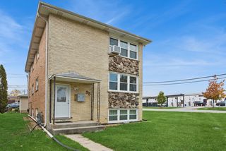 55 W ANN Street B, Lombard, IL 60148
