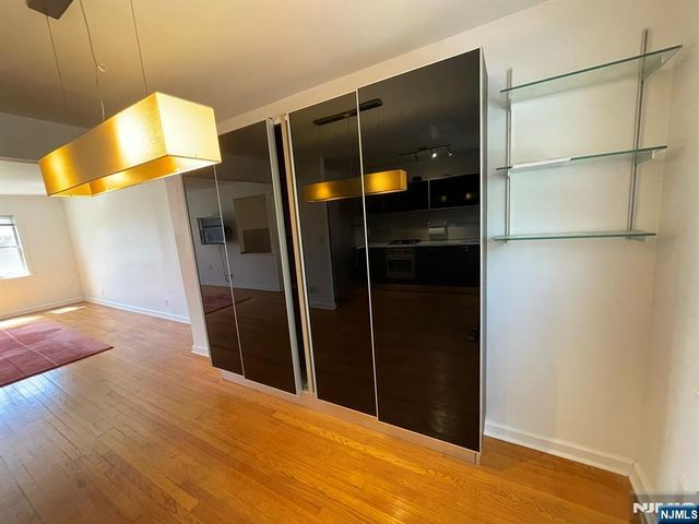 151 Palisade Avenue C2, Englewood, NJ 07631