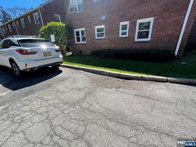 151 Palisade Avenue C2, Englewood, NJ 07631