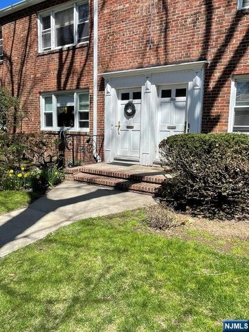 151 Palisade Avenue C2, Englewood, NJ 07631