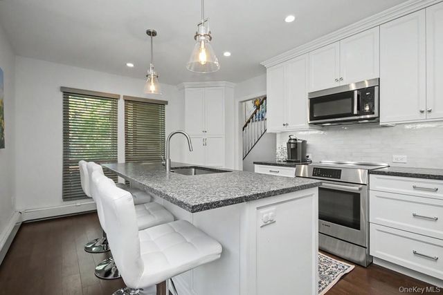 86 Woods Brooke Terrace, Ossining, NY 10562