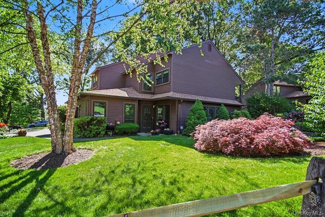 86 Woods Brooke Terrace, Ossining, NY 10562