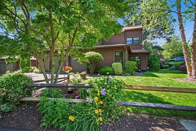 86 Woods Brooke Terrace, Ossining, NY 10562