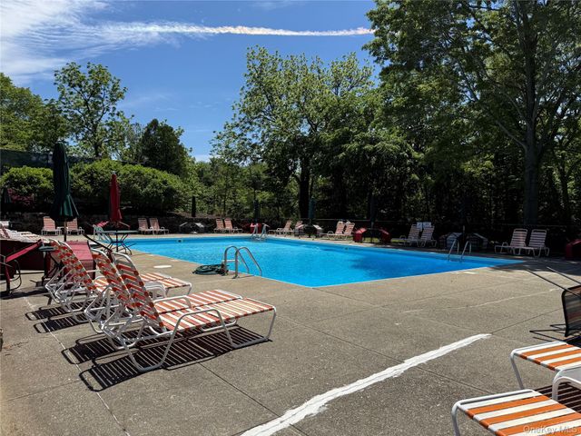 86 Woods Brooke Terrace, Ossining, NY 10562