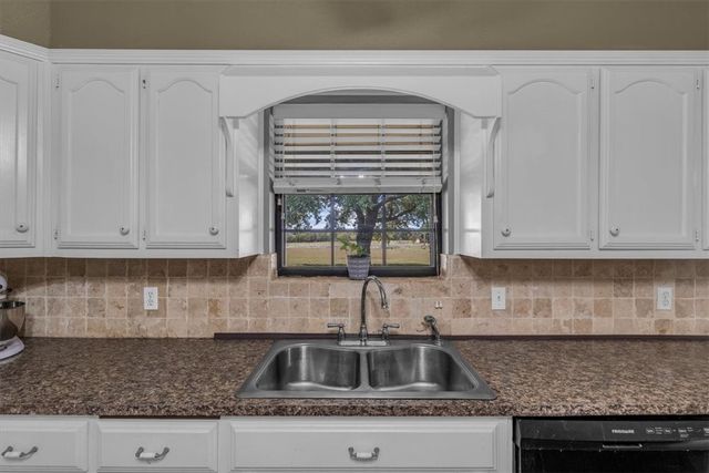 5777 Old Lorena Road, Lorena, TX 76655