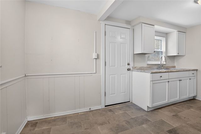 12148 Harvard Dr, Penn Hills, PA 15235