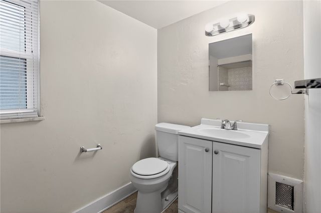 12148 Harvard Dr, Penn Hills, PA 15235