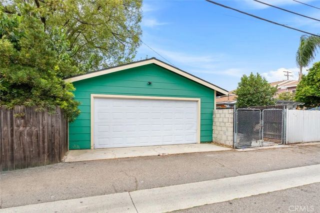 402 S Olive, Anaheim, CA 92805
