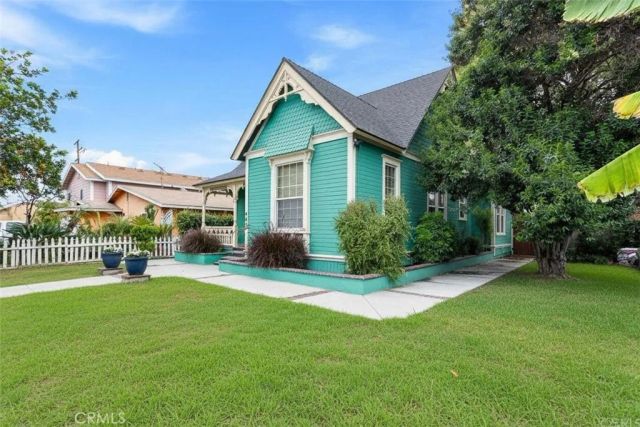 402 S Olive, Anaheim, CA 92805