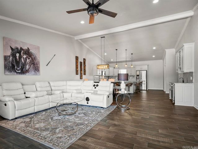 225 Lookout Pt Apt C3, Hot Springs, AR 71913