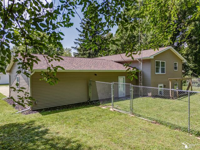 8870 Dixon Road, Raisinville Twp, MI 48161