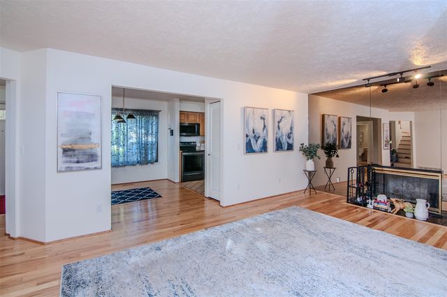 1325 Chartwell Carriage Way, East Lansing, MI 48823