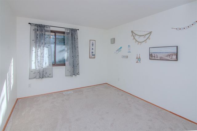 1325 Chartwell Carriage Way, East Lansing, MI 48823