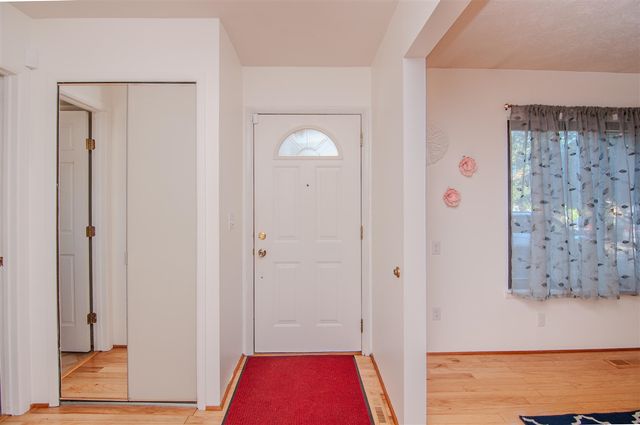 1325 Chartwell Carriage Way, East Lansing, MI 48823