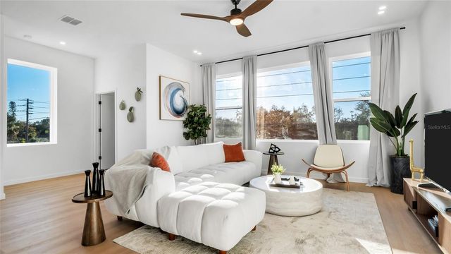 2108 4TH STREET S, St Petersburg, FL 33705