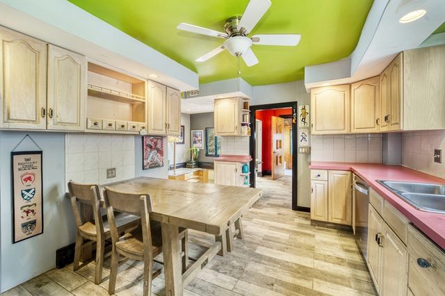 33 Montrose St, Everett, MA 02149
