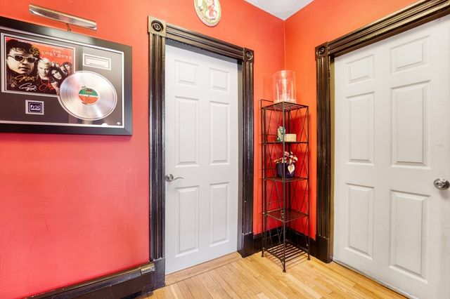 33 Montrose St, Everett, MA 02149