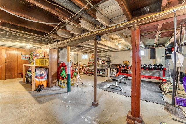 33 Montrose St, Everett, MA 02149