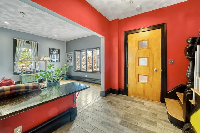 33 Montrose St, Everett, MA 02149
