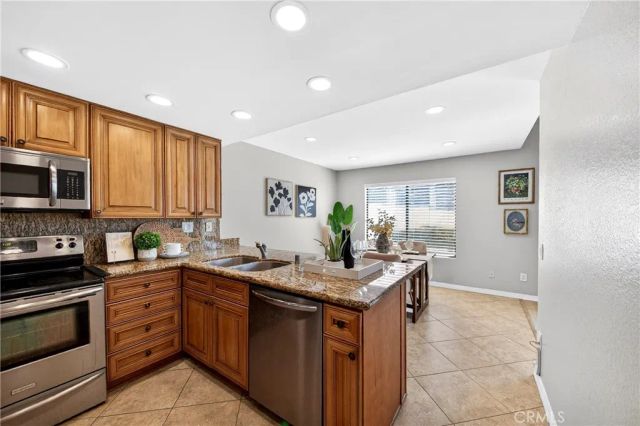 904 Whitewater 6, Fullerton, CA 92833