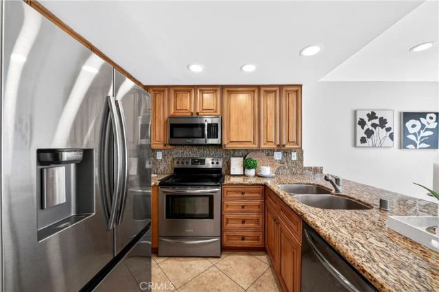 904 Whitewater 6, Fullerton, CA 92833