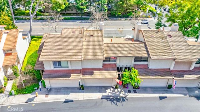 904 Whitewater 6, Fullerton, CA 92833