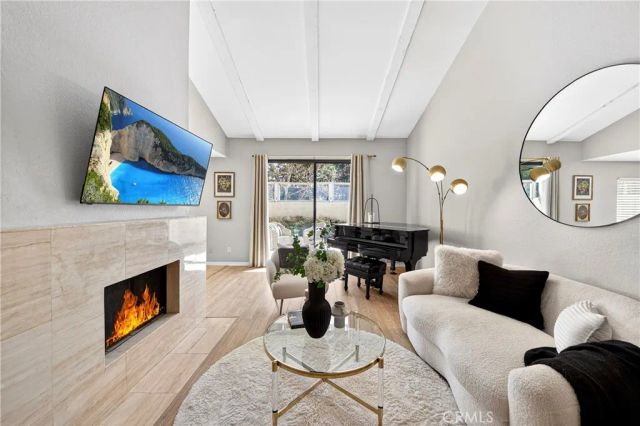 904 Whitewater 6, Fullerton, CA 92833