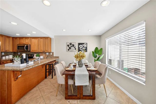 904 Whitewater 6, Fullerton, CA 92833