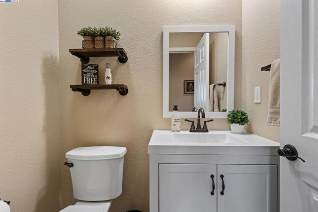 6454 Green Castle Cir, Discovery Bay, CA 94505