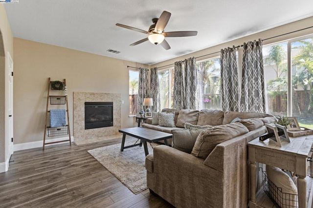 6454 Green Castle Cir, Discovery Bay, CA 94505