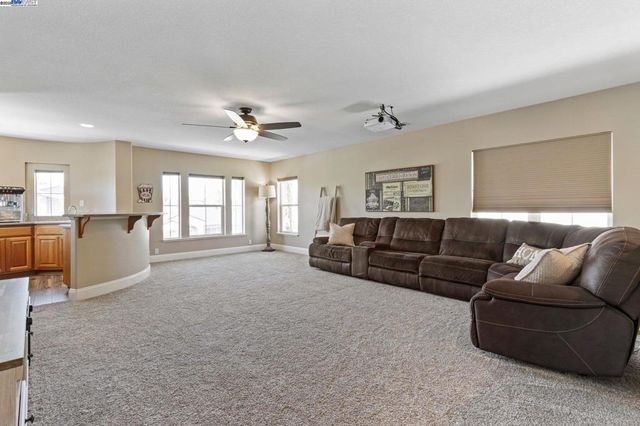 6454 Green Castle Cir, Discovery Bay, CA 94505