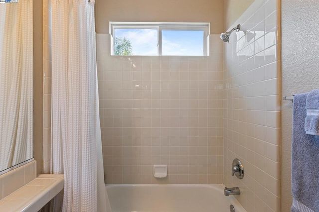 6454 Green Castle Cir, Discovery Bay, CA 94505