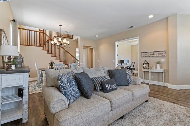 6454 Green Castle Cir, Discovery Bay, CA 94505