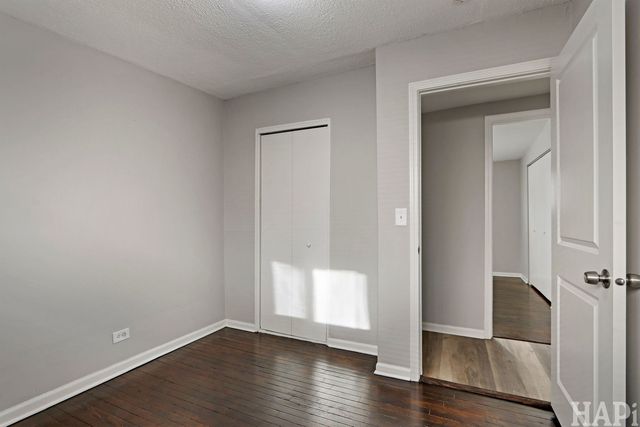 1310 N Poplar Avenue, Round Lake Beach, IL 60073