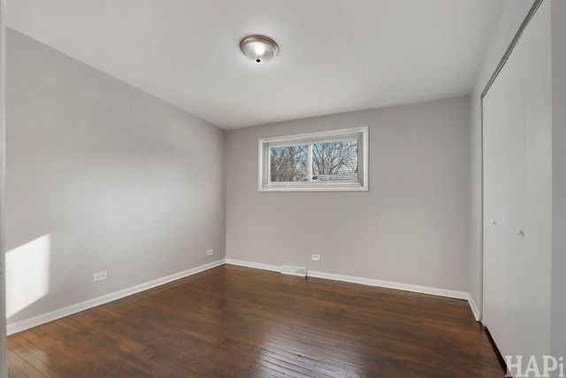 1310 N Poplar Avenue, Round Lake Beach, IL 60073