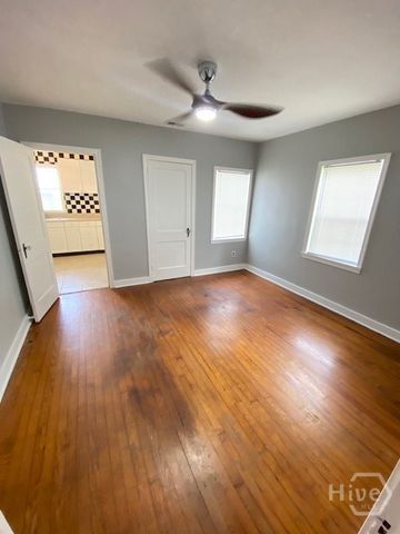 2206 E 41st Street, Savannah, GA 31404