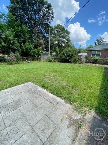 2206 E 41st Street, Savannah, GA 31404