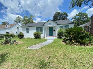 2206 E 41st Street, Savannah, GA 31404