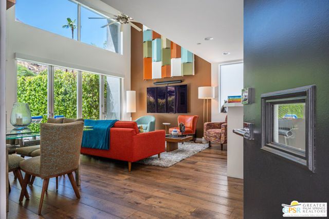 1009 Iris Lane, Palm Springs, CA 92264