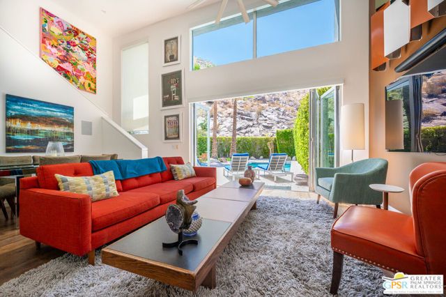 1009 Iris Lane, Palm Springs, CA 92264