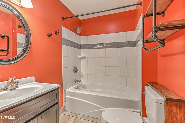 1401 Burgie Street, Elizabethton, TN 37643