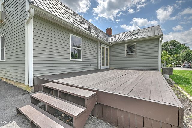 1401 Burgie Street, Elizabethton, TN 37643