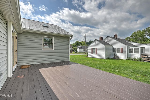 1401 Burgie Street, Elizabethton, TN 37643
