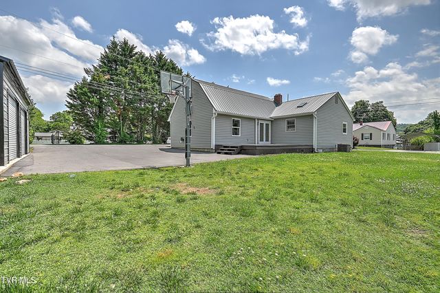 1401 Burgie Street, Elizabethton, TN 37643