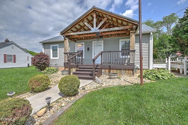 1401 Burgie Street, Elizabethton, TN 37643