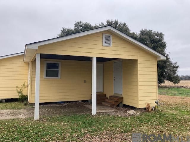 255 W 8th St, Vacherie, LA 70090