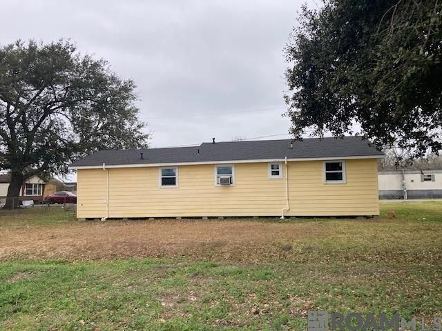 255 W 8th St, Vacherie, LA 70090